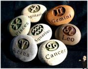 Как подбирать камни-талисманы по знакам зодиака?