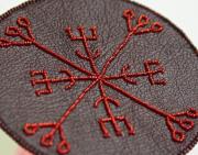 Вышивание рун