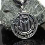 Рунический оберег для осознанных сновидения из серебра