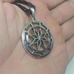 Славянский оберег Алатырь в протуберанце из серебра