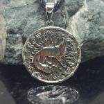 Славянский оберег Чертог Лисы с лисой из серебра