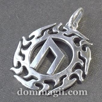 Руна Уруз в солнечном круге из серебра