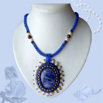 Оберег-подвеска из лазурита