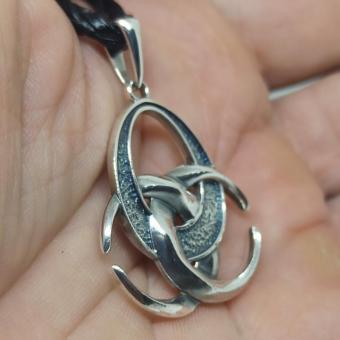 Подвеска Гайлах – лунный оберег из серебро