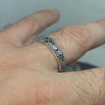 Кольцо с Славянским оберегом Свадебник из серебра