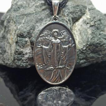 Подвеска с Славянским оберегом богиня Жива из серебра