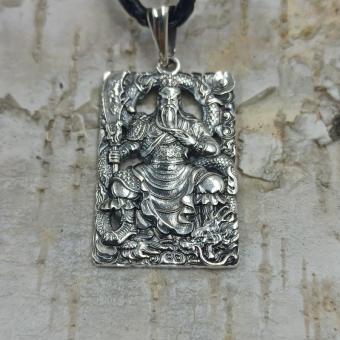Талисман древнекитайской мифологи Гуань Гун из серебра