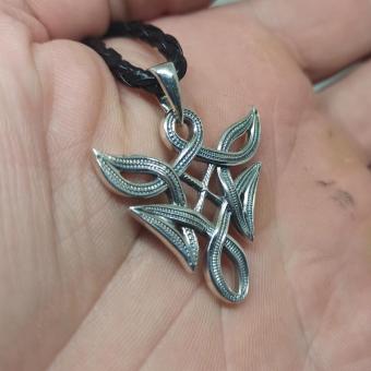 Амулет руна Гебо в вязи из серебра