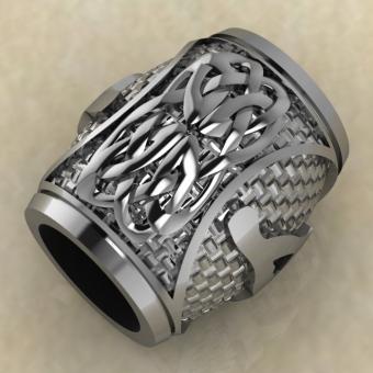 Шарм с руной Турисаз из серебра