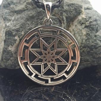 Славянский оберег Алатырь щит в протуберанце серебро