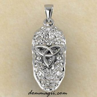 Славянский бог Триглав серебро