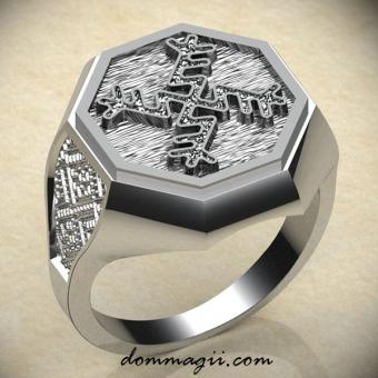 кольцо с денежной свастикой