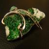 брошь с уваровитом