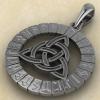 Подвеска с Скандинавским амулетом Триксель в руническом круге из серебра